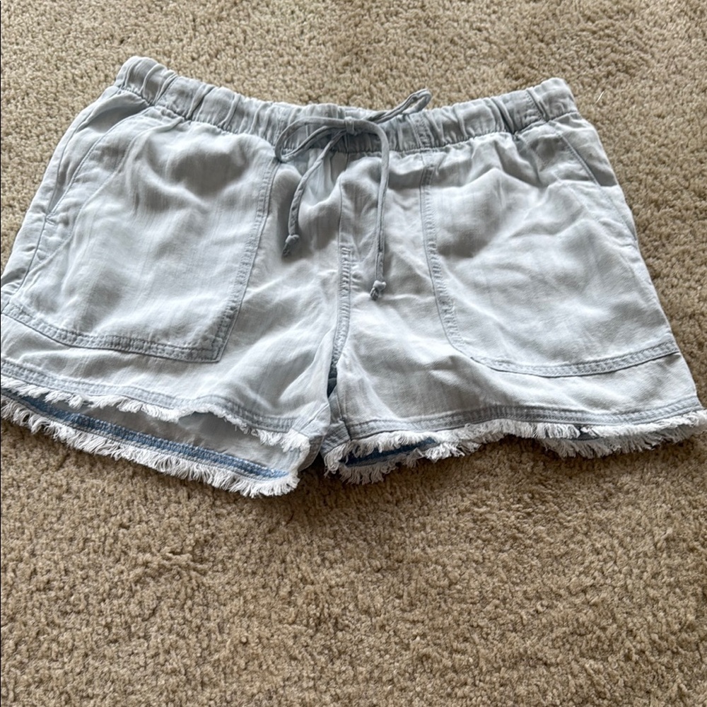 Cloth & Stone Blue Cargo Shorts with Relaxed Fit